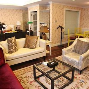 Premium Suite